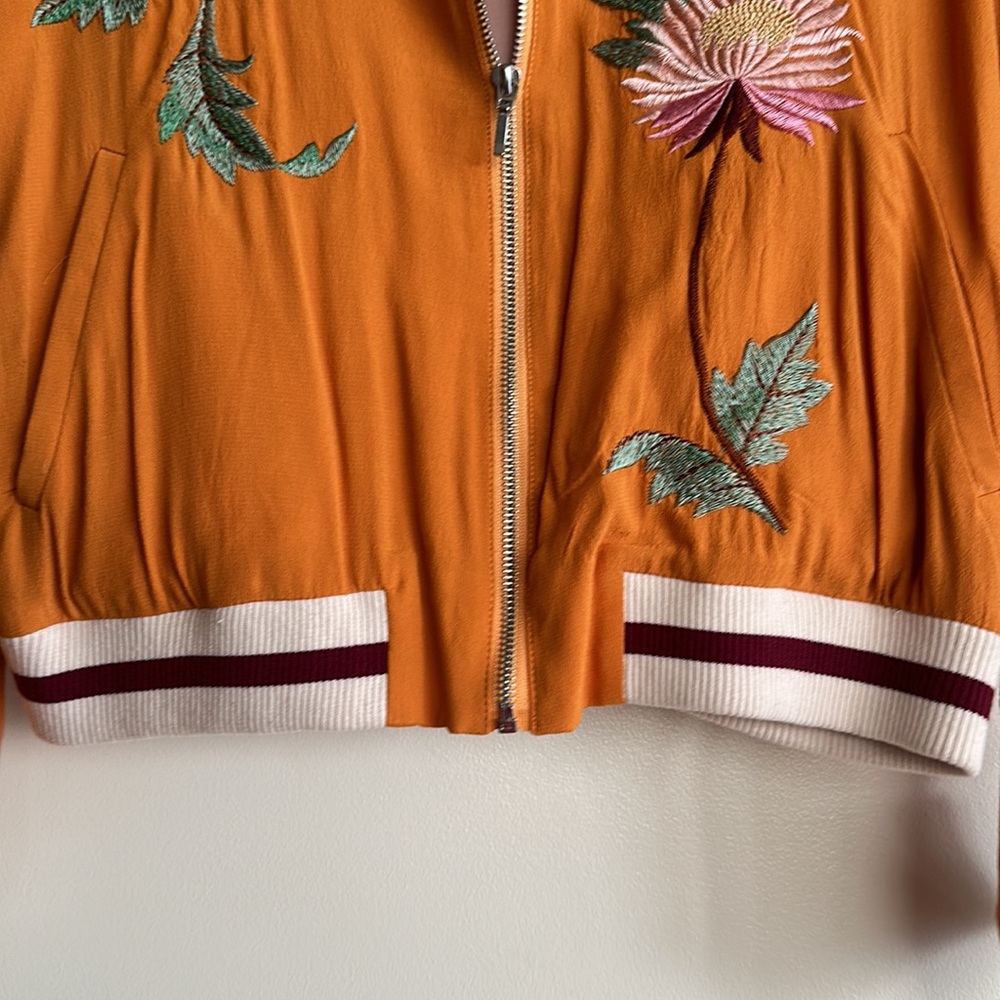 Jacket - Picture 4 of 11